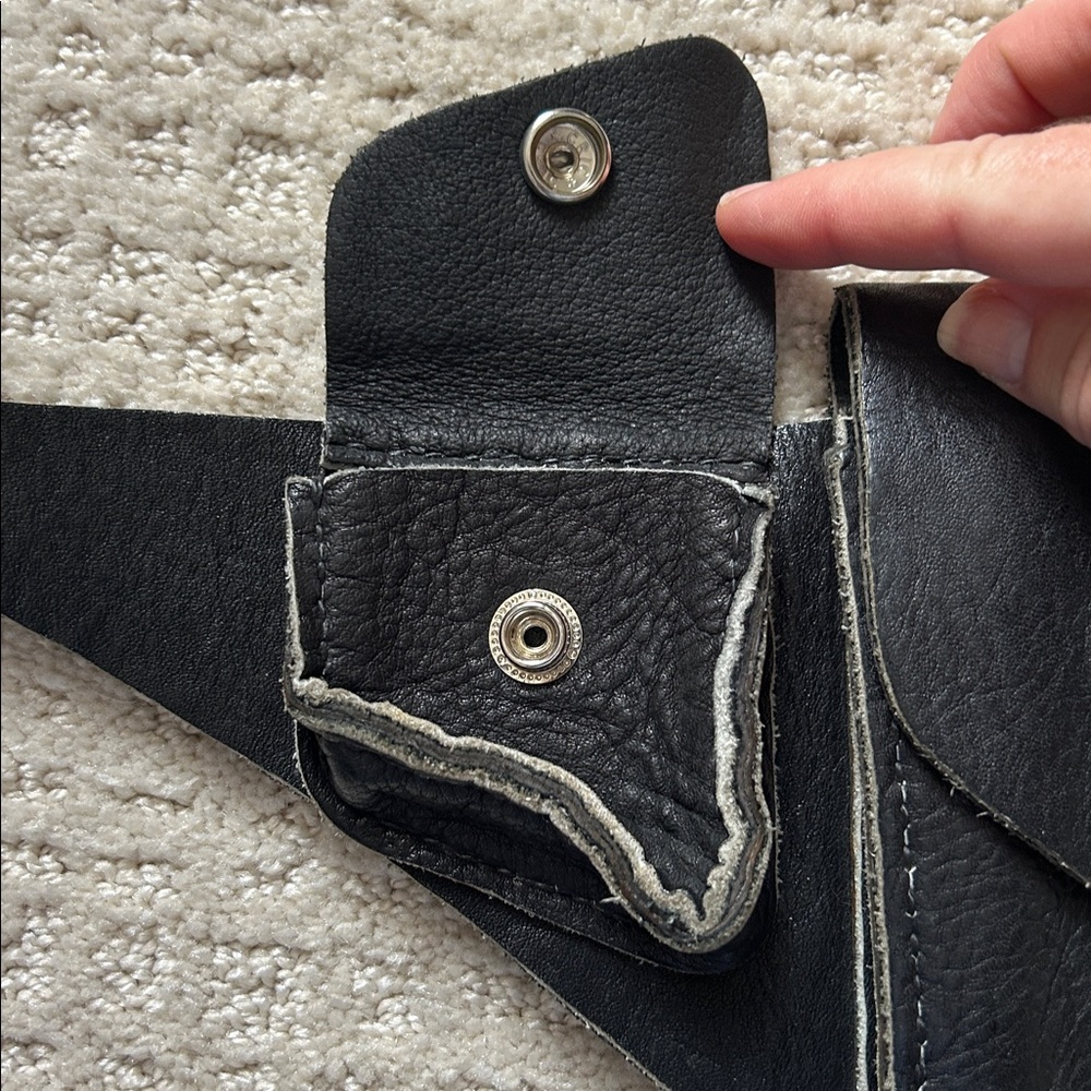 Hank Iii Autographed Ruby Zaar Leather Waist Bag - image 3